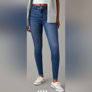 American Eagle Jeggings Sz 4 Short. Super Super Stretch X4.